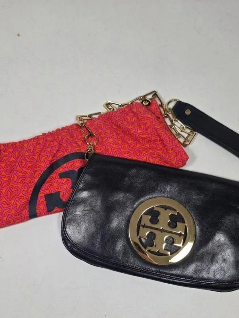 Tory Burch  Reva Black Leather Clutch Crossbody Gold Emblem